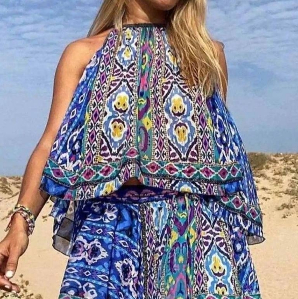 NWT Zara Geometric Print Blue Rhinestone Trim Sleeveless Swing Blouse Size XS‎